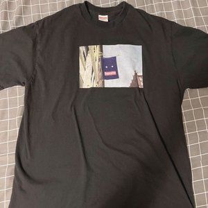 Supreme T-shirt